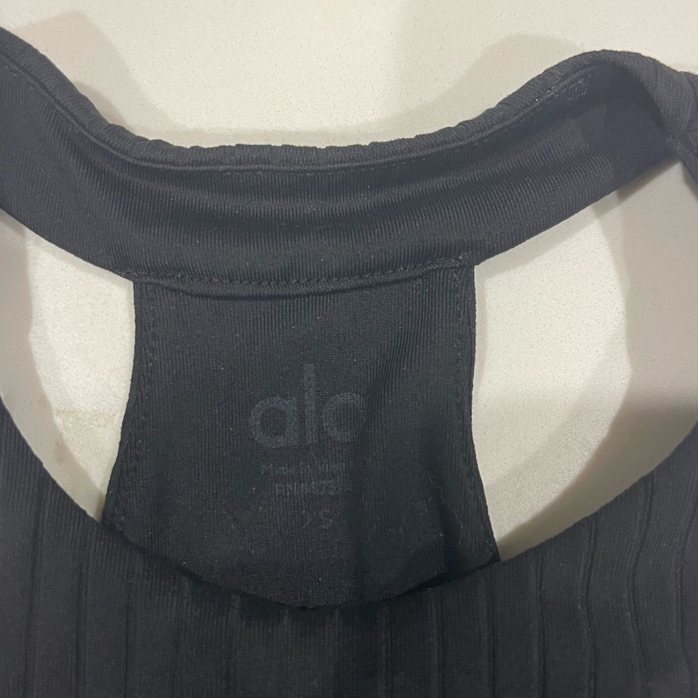 Like-new ALO Unite Rib-Knit Cropped Bra Tank - XS - Picture 3 of 6